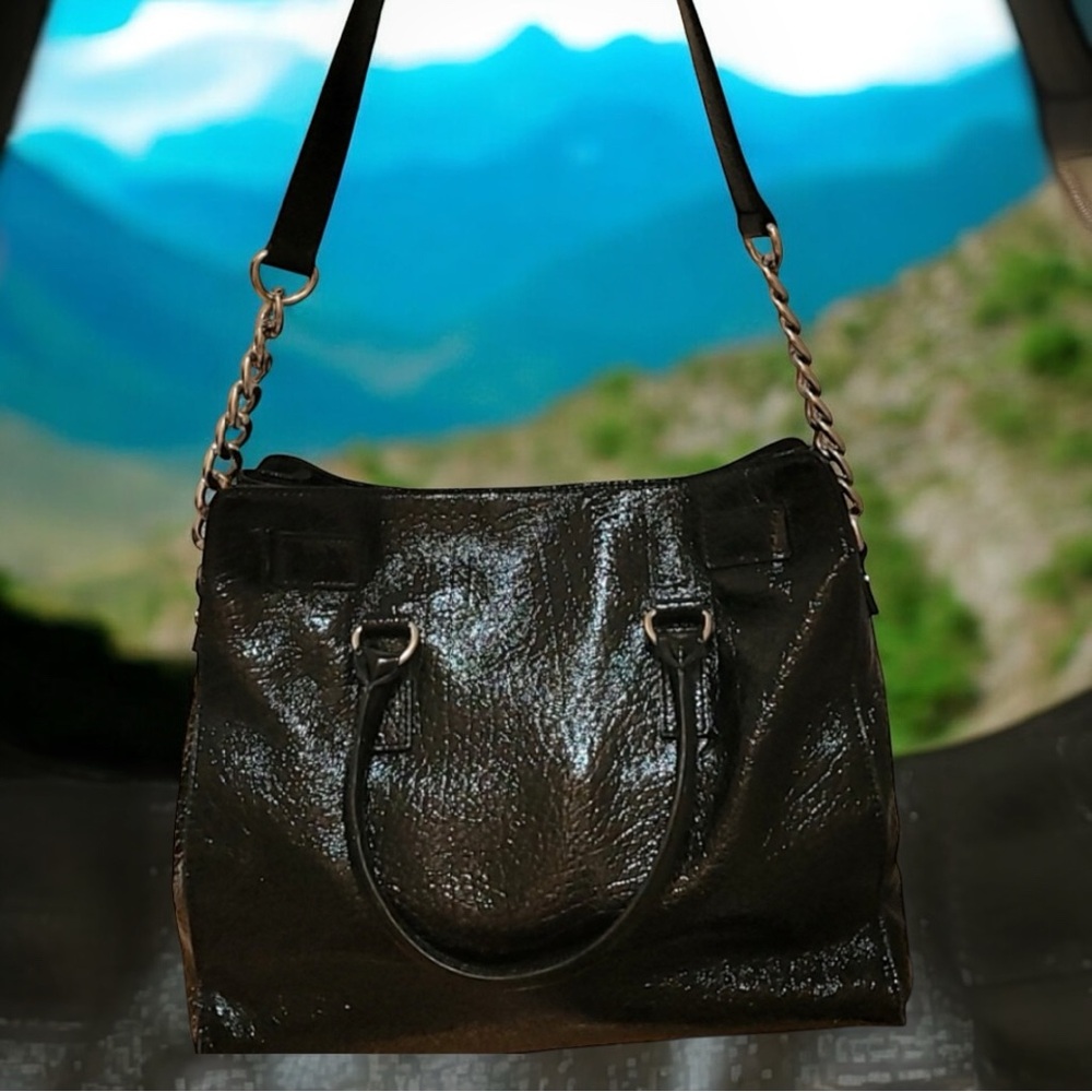 NEW Michael Kors LIMITED EDITION
Hamilton Embossed Leather Chunky Lock & Key - Picture 4 of 16